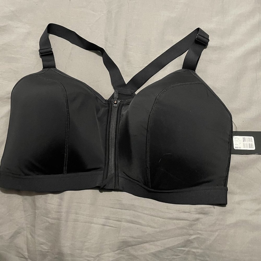 Addition Elle Wireless Sports Bra